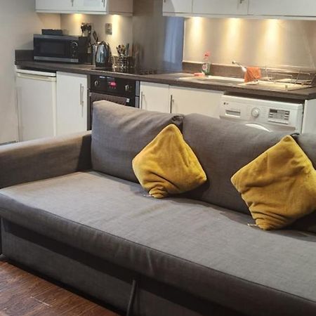 Lewis Apartment In The Heart Of The Northern Quarter Sleeps Up To 12 Mánchester Exterior foto